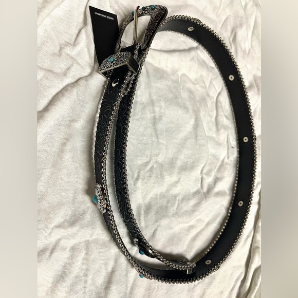 Dainty western belt with turquoise accents - Picture 6 of 8